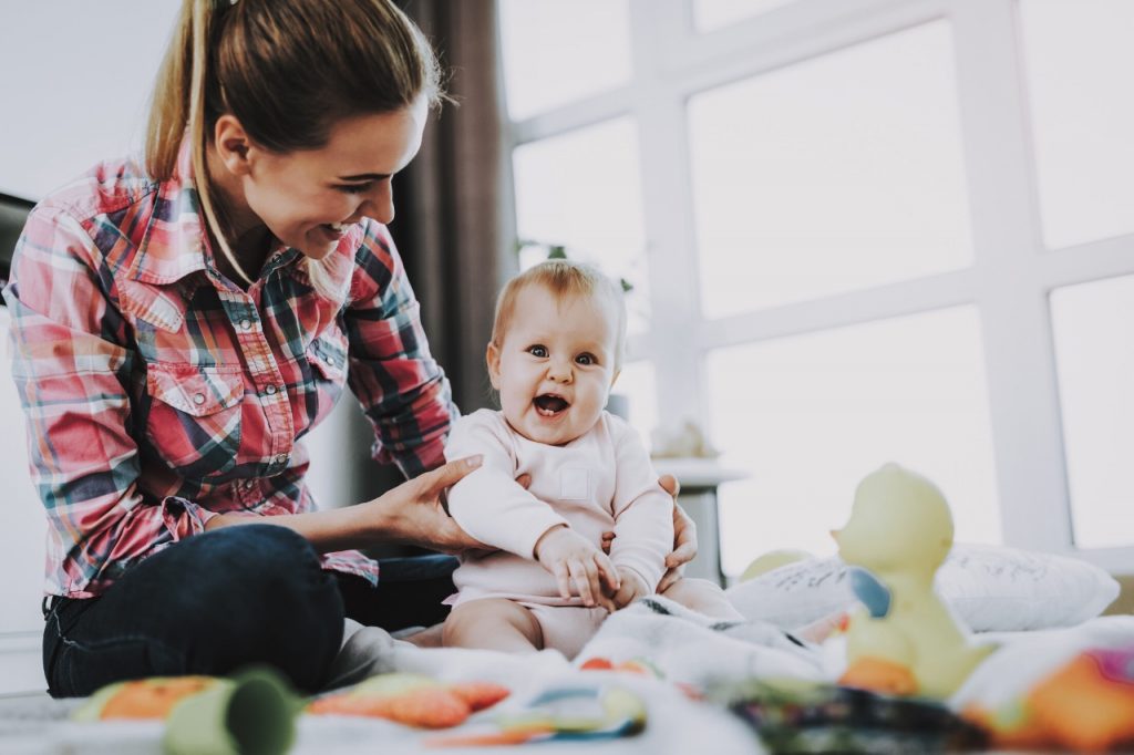 signs your baby is ready for solids